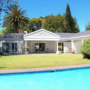  Lodge Alphen Constantia